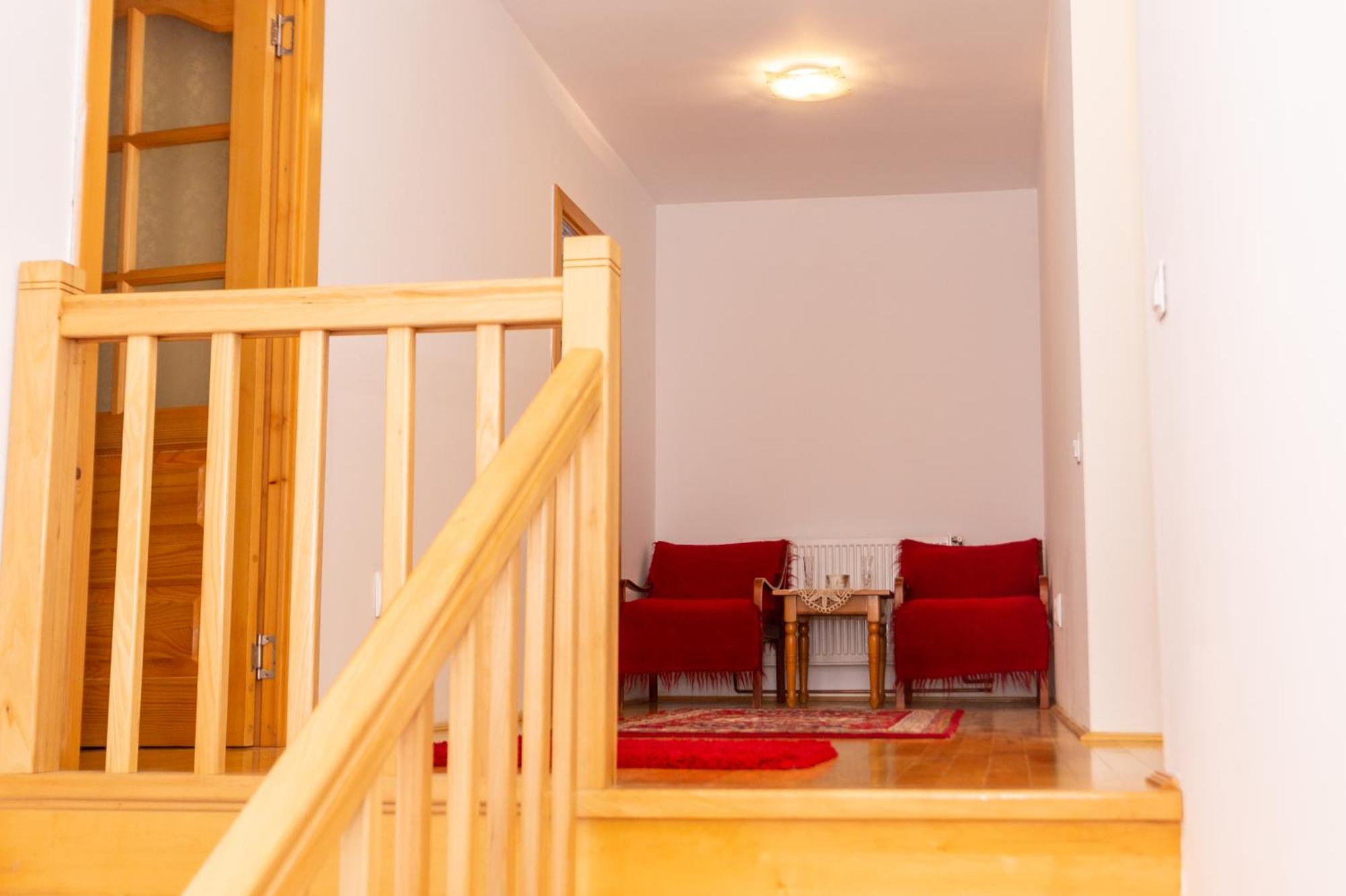 Casa Rumelia Paltineni Kültér fotó