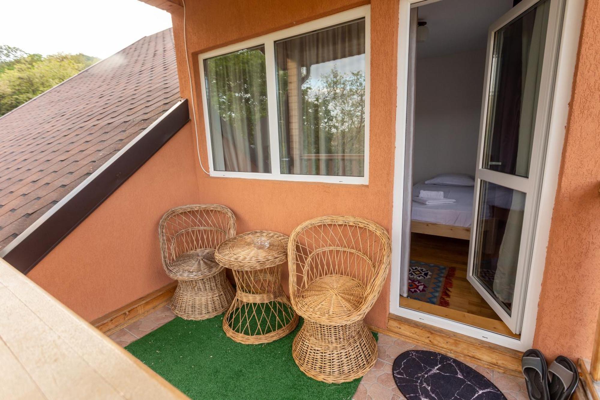 Casa Rumelia Paltineni Kültér fotó