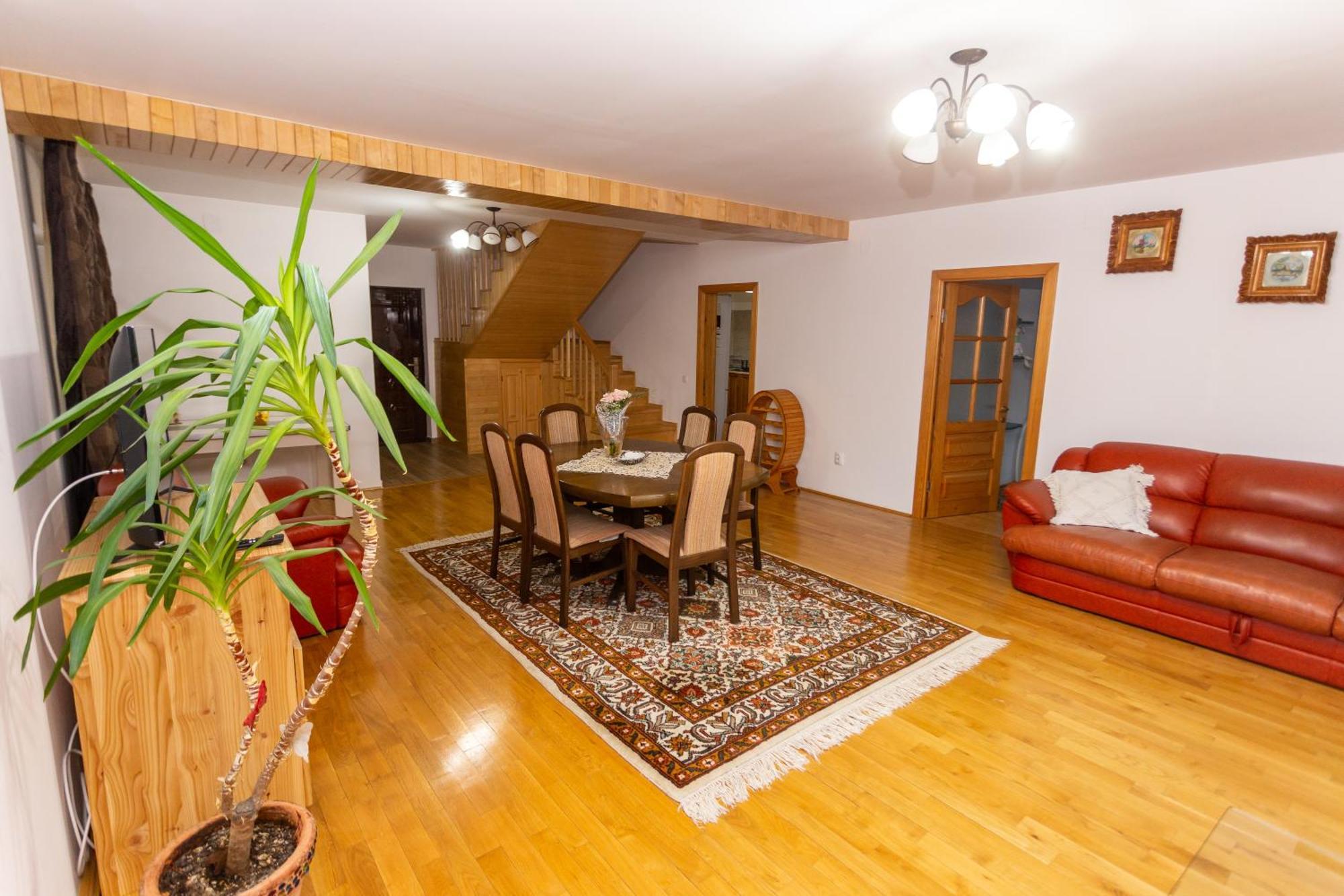 Casa Rumelia Paltineni Kültér fotó