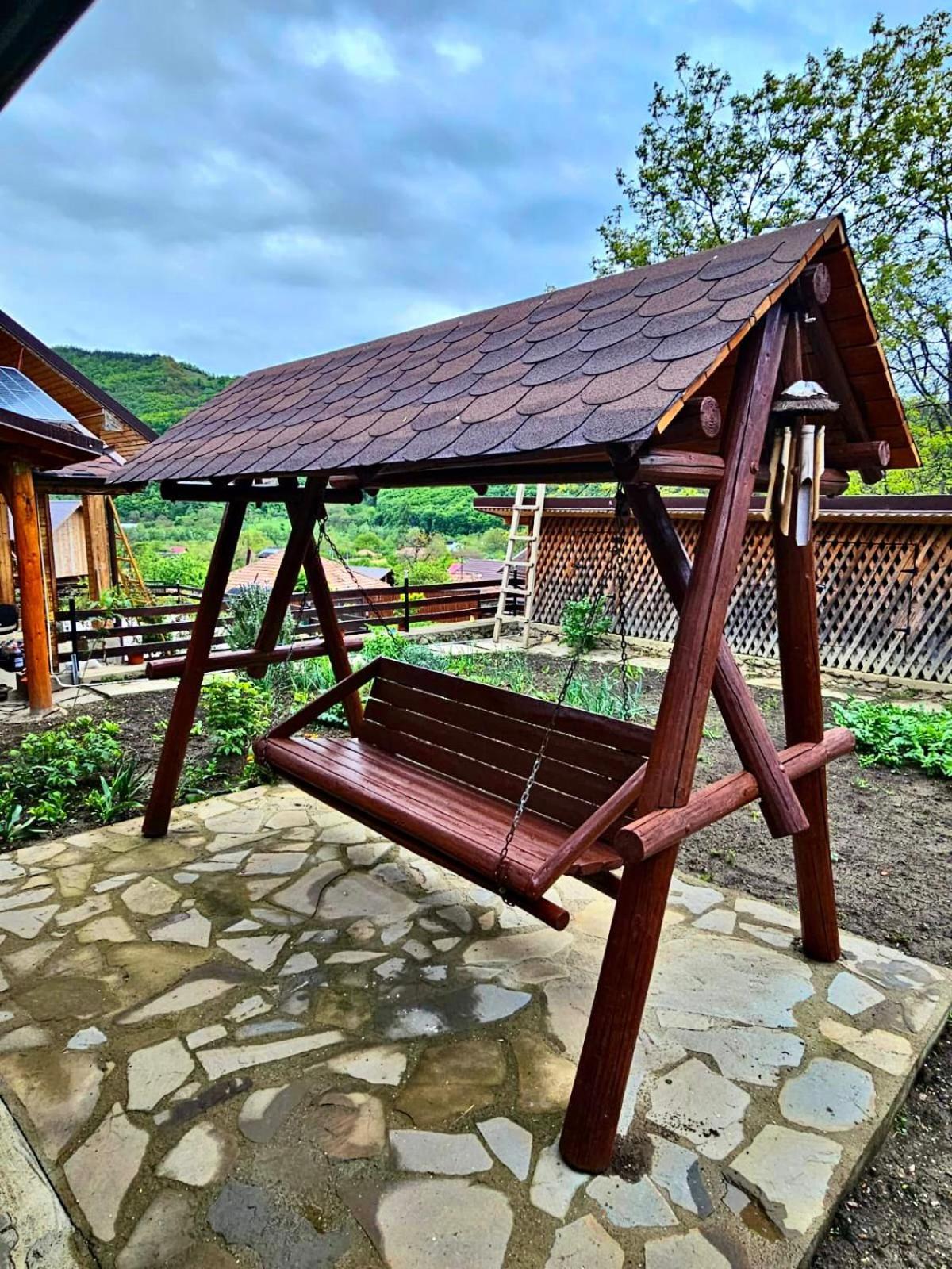 Casa Rumelia Paltineni Kültér fotó